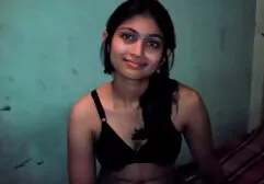 Petite fit schwarze Kükenstreifen und sexfilme videos bekommt ihre Titten von weißen Kerl gelutscht, dann fickt