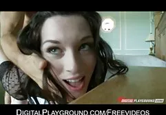 heiße Mädchen spielen vor der sexfilme alt und jung Webcam