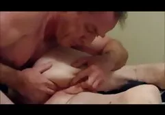 Denisa Brazdova Nägel und Lotion legale sexvideos am Pool
