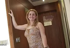 LatinFixation Voluptuous Abella saugt so porno videos herunterladen gut!