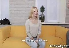 Ältere-jüngere lesbische Glückseligkeit10 einfachborno